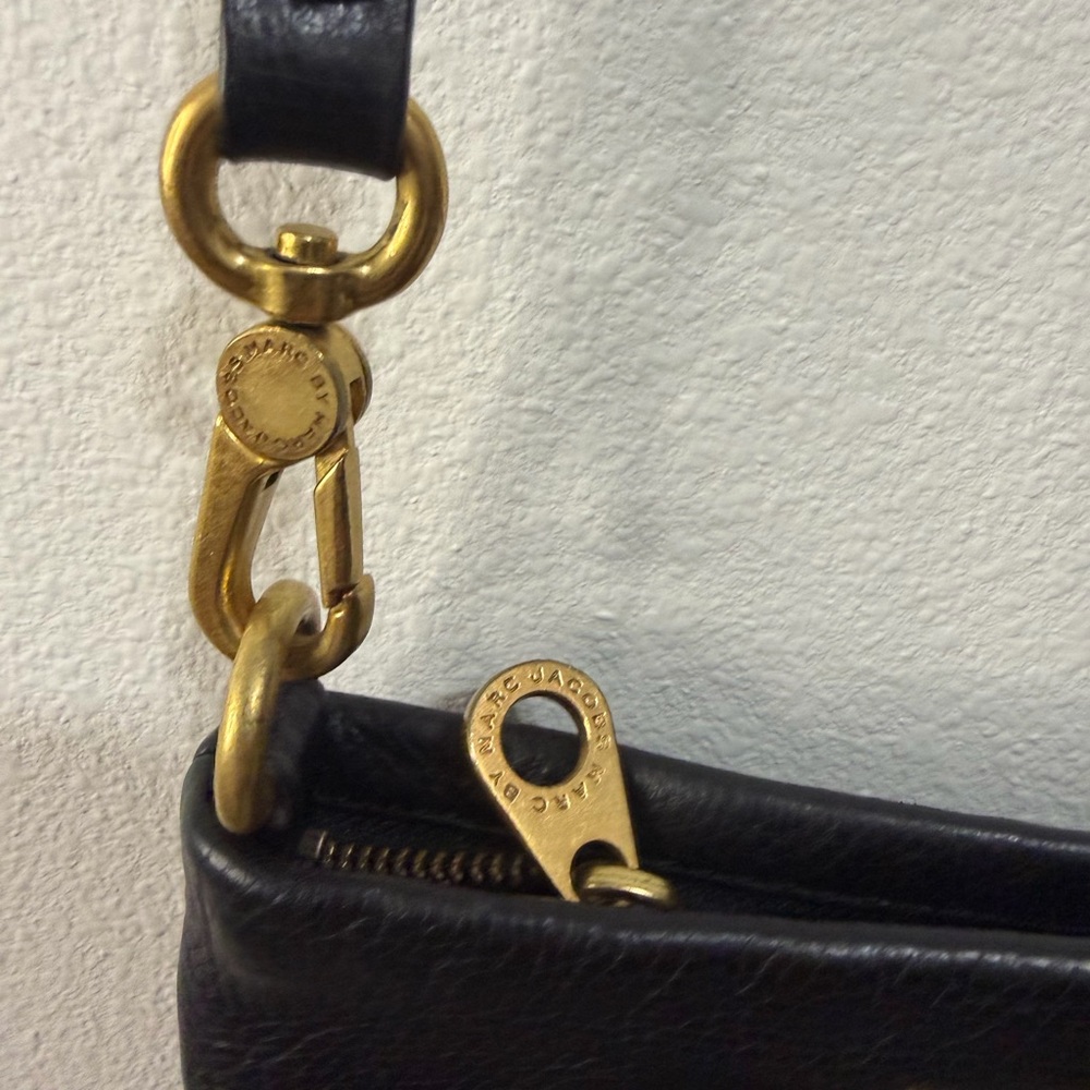 Marc By Marc Jacobs Black Leather Crossbody Bag - Picture 4 of 6